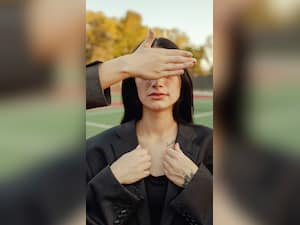 Are You Being Bread Crumbed? See The Signs