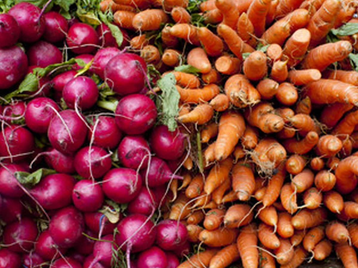 सर्दियों में झटपट बनने वाला मूलीगाजर का अचार ना करें मिस, खाएंगे तो