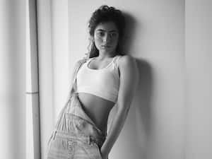 Rashmika Mandanna Fitness: फिट रहने के लिए ऐसा वर्कआउट रूटीन रखती हैं रश्मिका