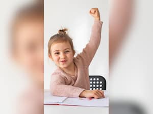 बच्चों की हड्डियों को मजबूत करेंगे ये 10 फूड