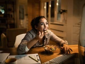 7 Healthy Snacks For You To Munch On At Any Time, Any Day