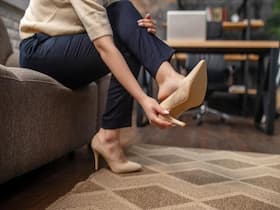What Type Of Shoes Should Women With Bone Problems Choose?