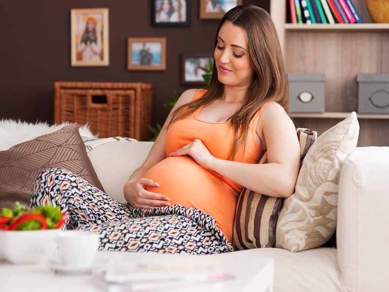 5 Reasons Why Pregnant Women Experience Constipation