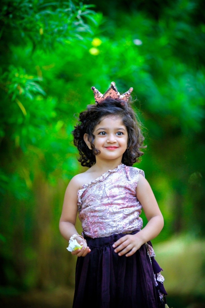 भगवान कृष्ण को बहुत पसंद हैं राधा के ये नाम, आपकी लाडली के लिए भी रहेंगे शुभ