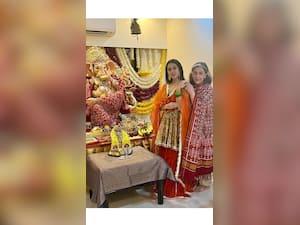 Amrita Singh's Birthday: All About Their Mother-Daughter Relationship