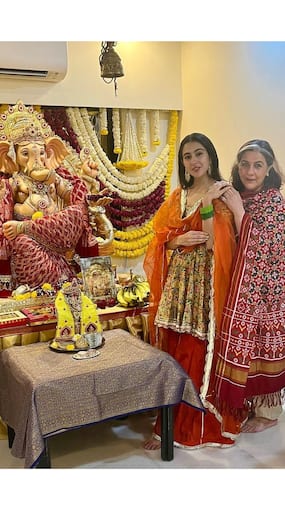 Amrita Singh's Birthday: All About Their Mother-Daughter Relationship