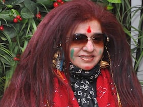 Play Safe, Herbal Holi With Natural Colours You Can Make Yourself