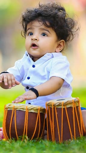 लड़कों के लिए हिंदू भगवान से जुड़े 8 सबसे मॉर्डन नाम
