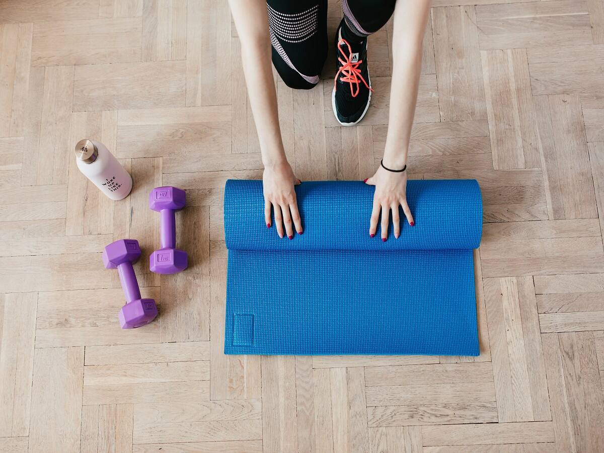 5 Yoga Poses That Can Make You Relax After Intense Workout - Vimarsana News