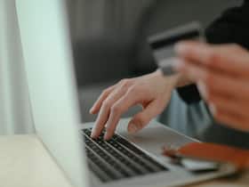 Health Ministry To Regulate e-Pharmacies Over Data Misuse, Malpractice