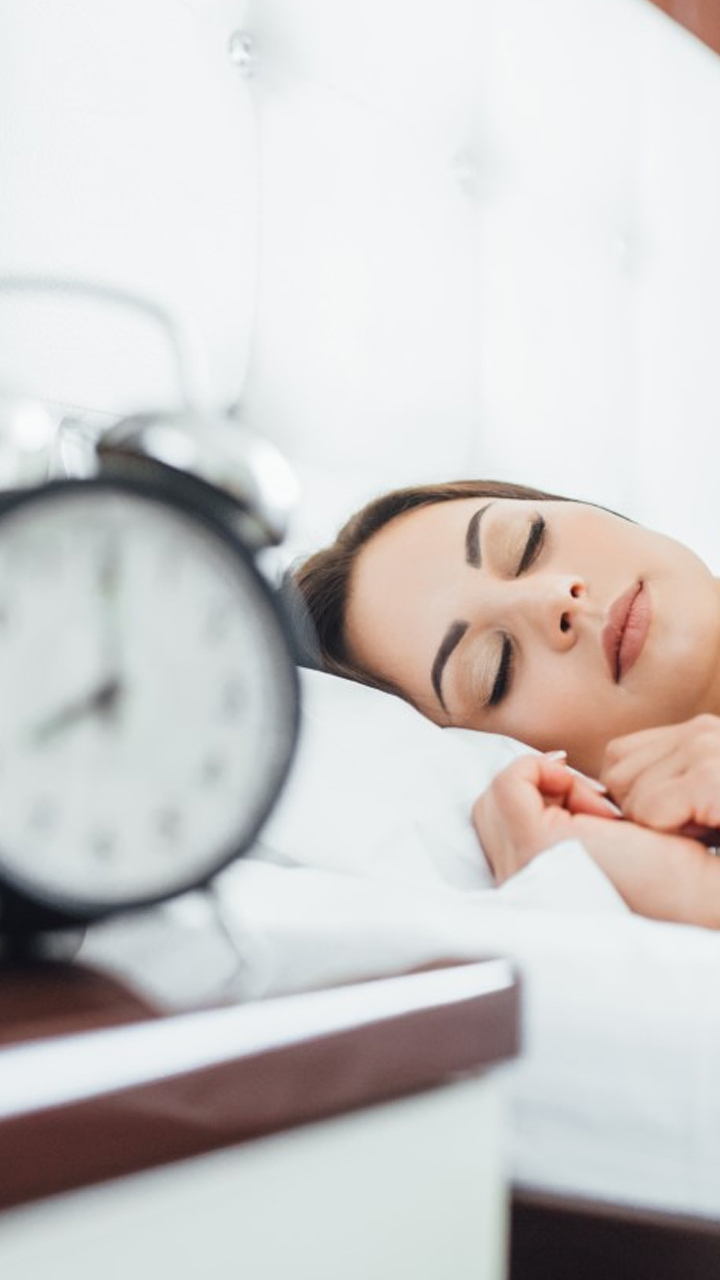 Oversleeping: Sleeping Too Much Also Poses Serious Health Risks