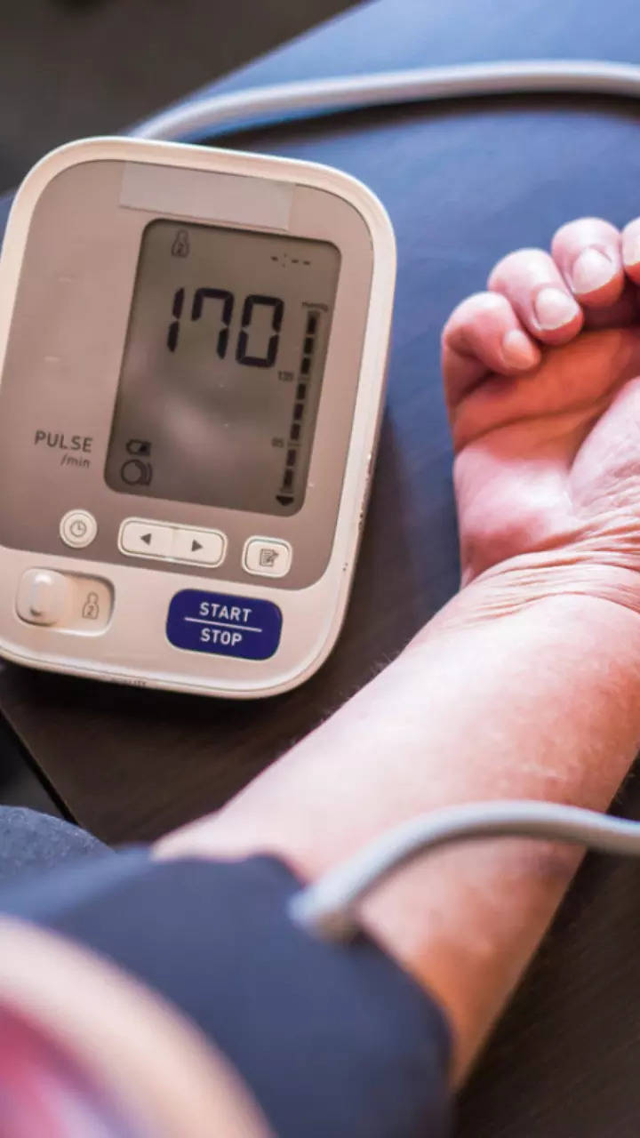 7 Tips To Manage High Blood Pressure At Home