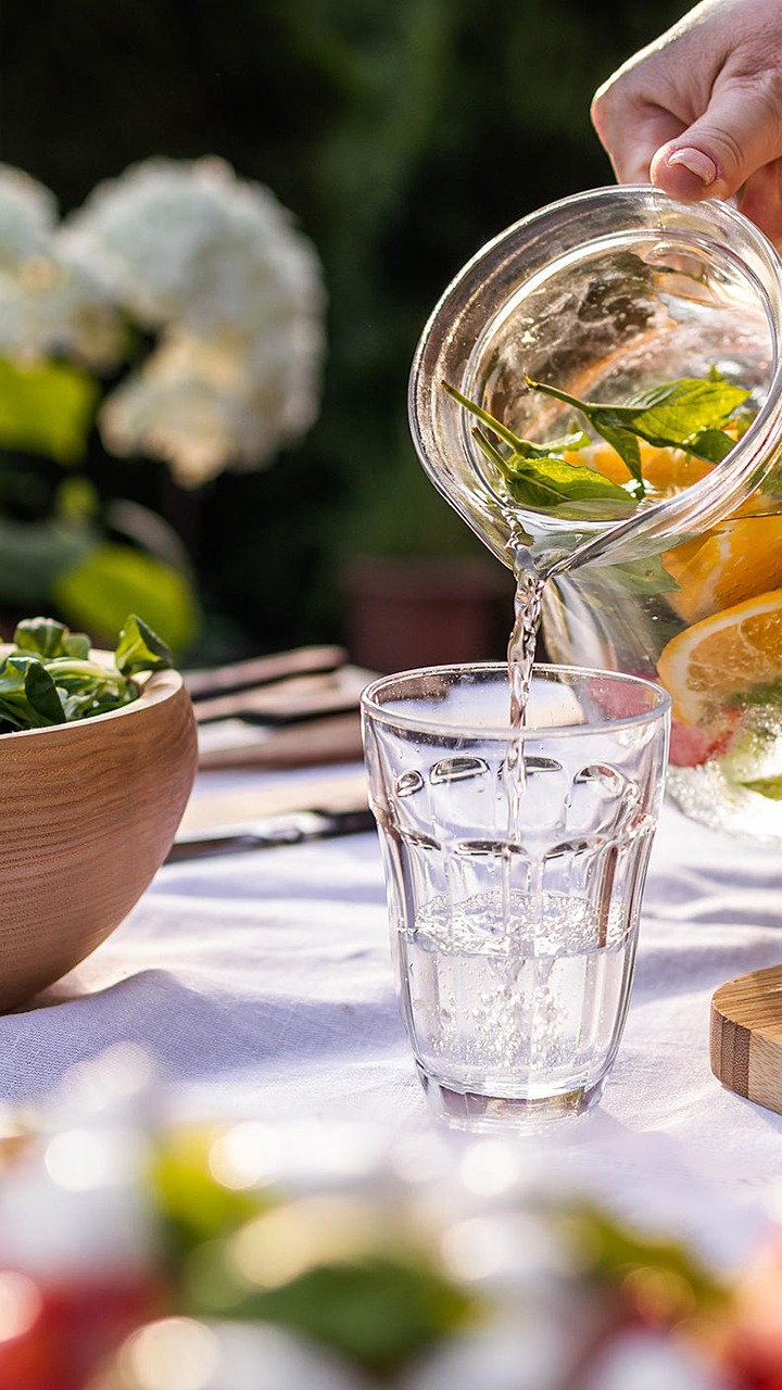 10 Low-Sugar Drinks To Control High Blood Sugar