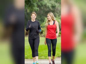 10 Health Benefits Of Early 5-Minute Evening Walk