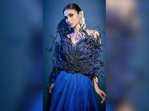 Mouni Roy के स्किन केयर सीक्रेट्स