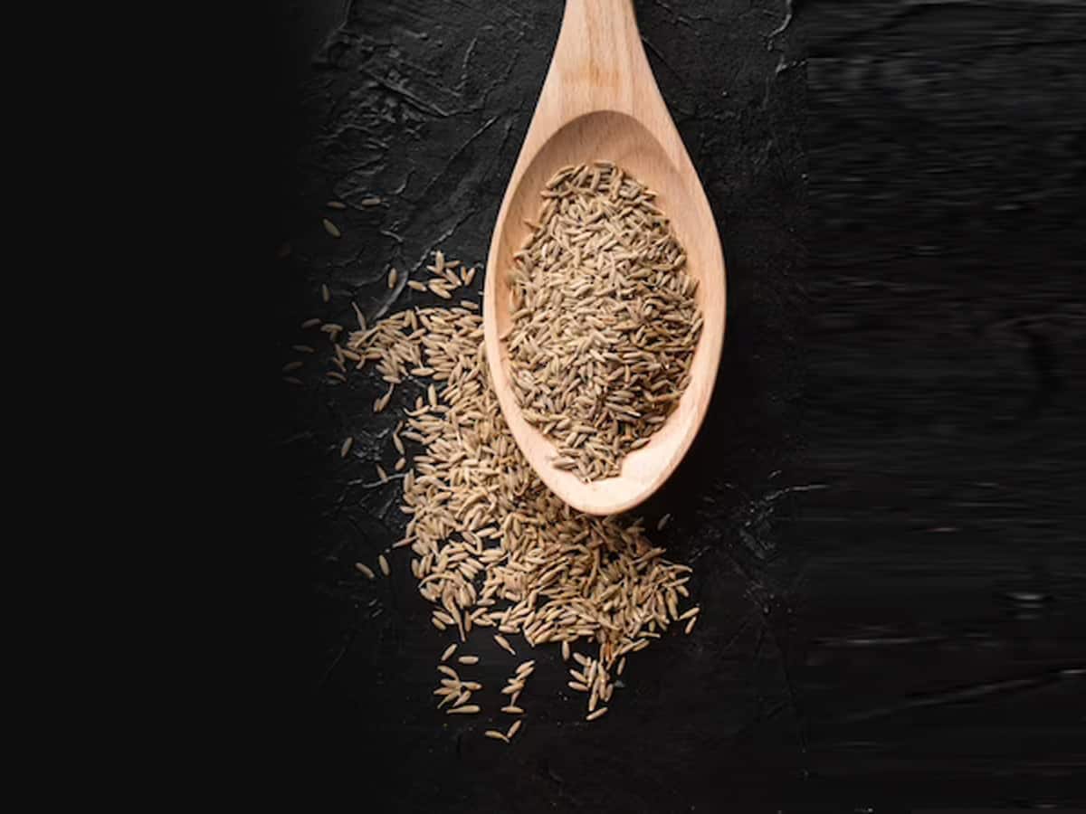 Bhuna Jeera Khane Ke Fayde जीरे को इस तरह से खाने पर ठीक हो जाती हैं