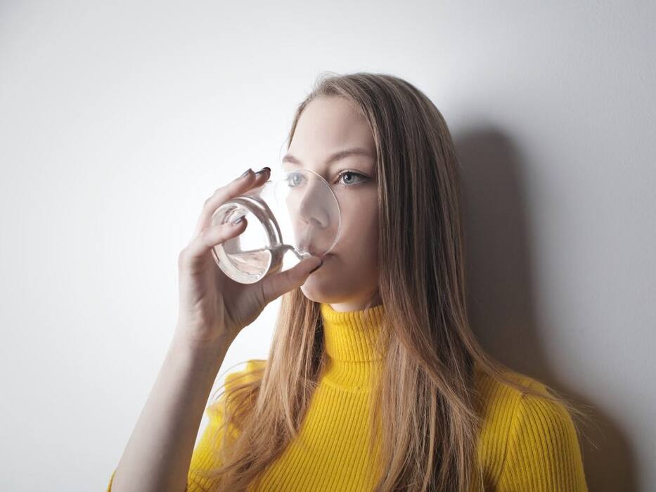 3 Women's Health Risks Linked With Frequent UTIs: 6 Preventive Steps