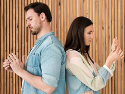 एक तरफा रिश्ता सेहत के लिए है हानिकारक, मेंटल हेल्थ पर पड़ता है बुरा असर, जानिए इससे बचाव के उपाय