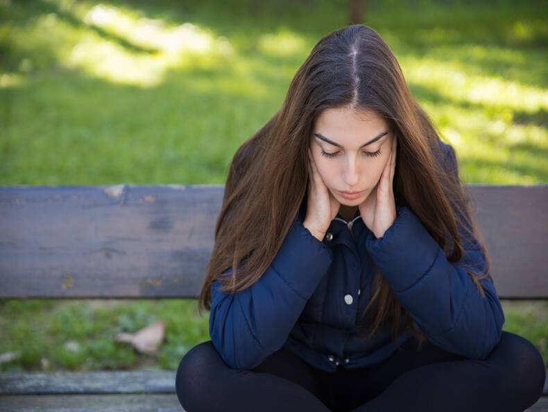 Toxic Positivity: 4 Behaviors You Should Not Encourage