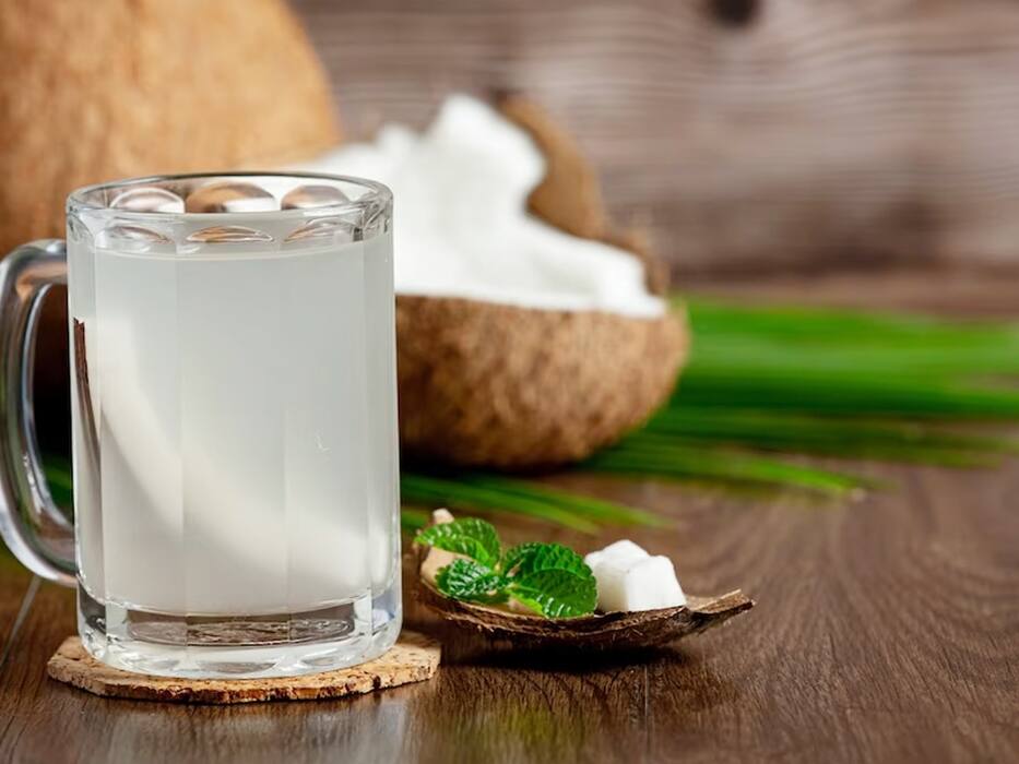 8 Ayurvedic Digestive Drinks You Must Have This Season