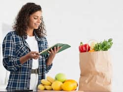 30 के बाद भी रहना चाहती हैं फिट? रोजाना डाइट में शामिल करें ये चीजें