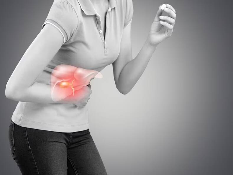 How Do You Deal With Inflammatory Bowel Disease? Explains Dr Sharad Malhotra