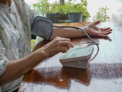 Tips For Measuring Blood Pressure At Home And When To See A Doctor
