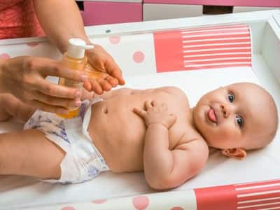 Tips For New Moms: Pamper Your Tiny Tot With A Rejuvenating Ayurvedic Baby Bath         