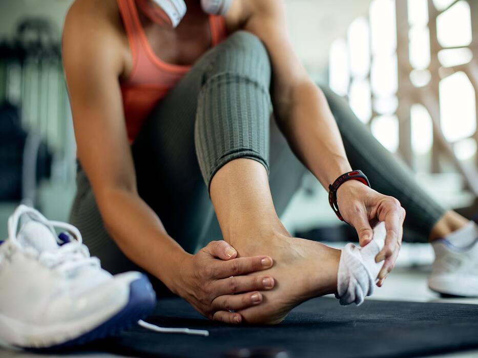 5 Reasons Why You Should Wash Your Feet Before Bed-Time