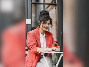 Munch On these 6 Snacks To Boost Your Productivity