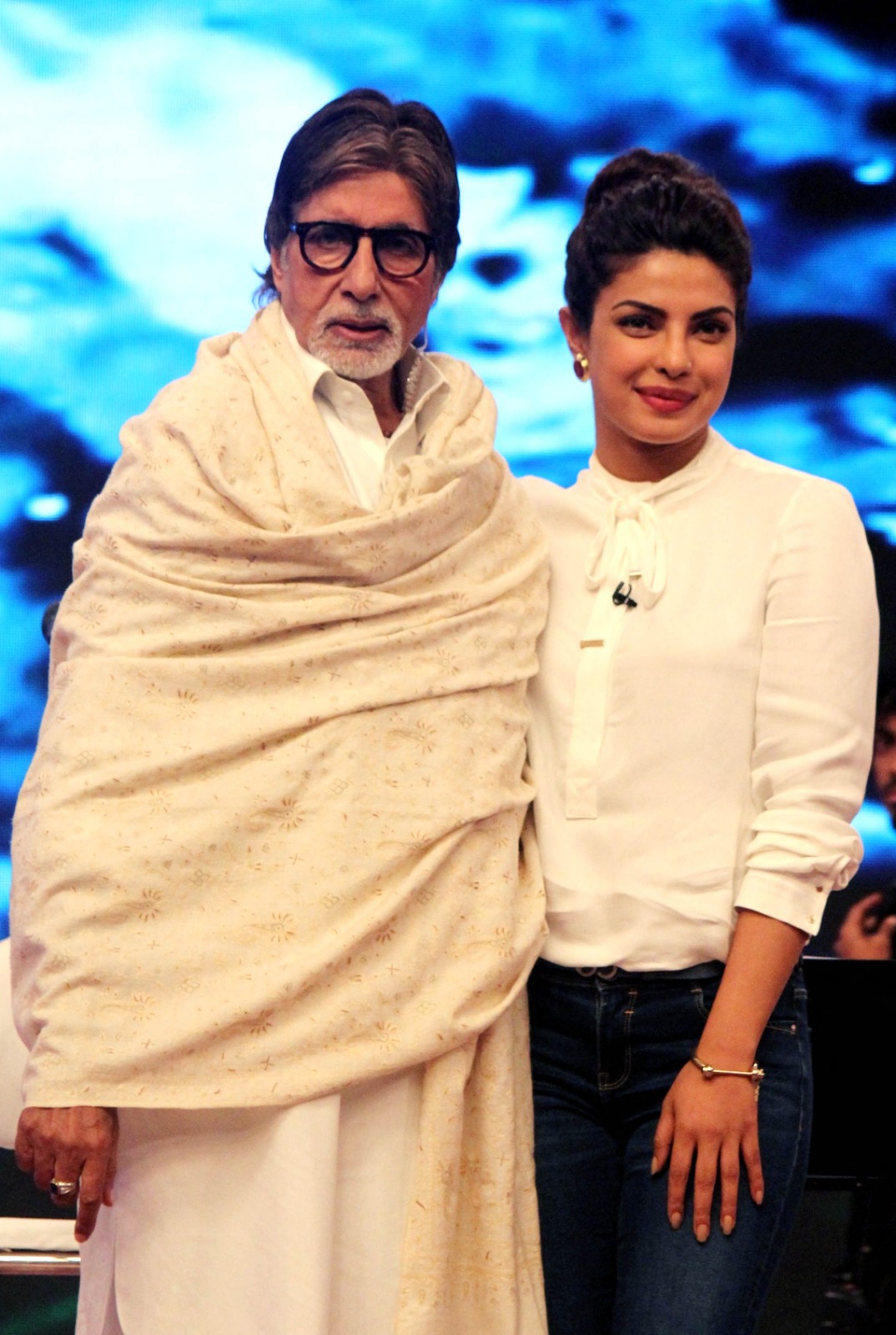 अमिताभ से प्रियंका तक अस्थमा से जूझ रहे हैं ये बड़े सितारे