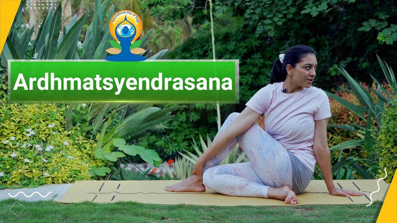 Ardha Matsyendrasana (Half Lord Of The Fishes Pose) | Fish pose, Poses, Yoga  poses