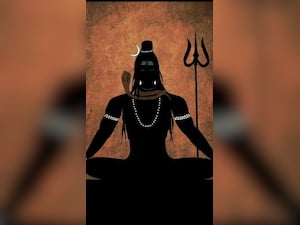 10 Powerful Lord Shiva Mantras You Should Chant To Stay Calm
