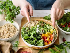 SUNDAY Let's Understand The Importance Of Healthy Snacking