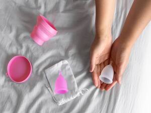 Menstrual Cup (M) + Cup Wash