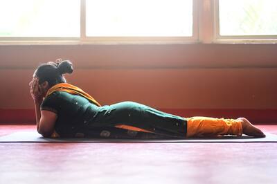 Crocodile Pose (Makarasana): How To Practice, Benefits And Precautions