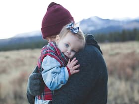 More Fathers Are Seeking Medical Consultations For Their Kids, Study Shows