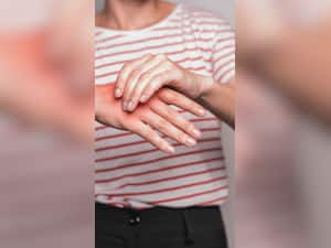Burning Pain In Hands And Feet? 8 Reasons Why You May Be Experiencing It