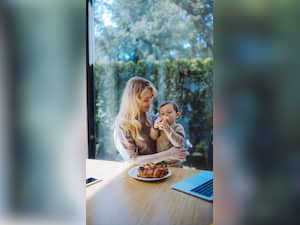 Unable To Feed Your Child Healthy Food? Here Are 8 Hacks!