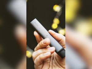 Electronic Cigarettes: 8 Side Effects You Must Be Aware Of