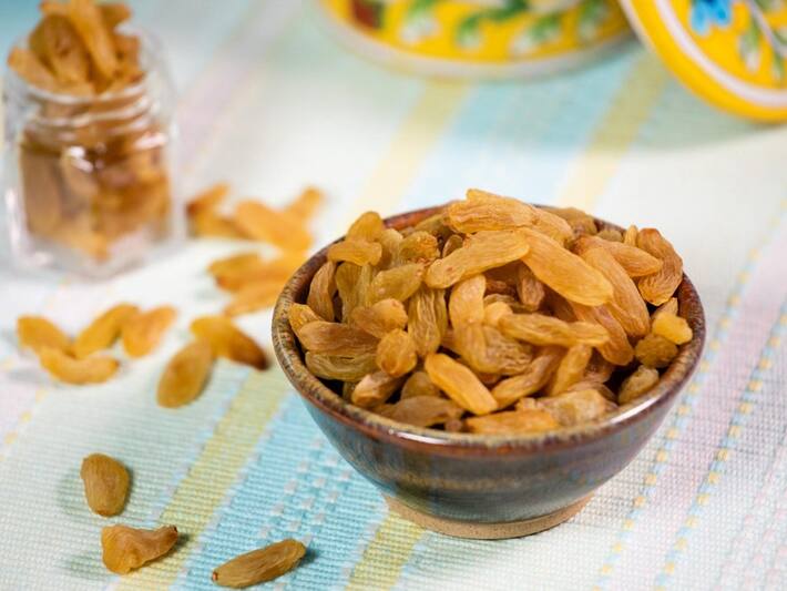 Bad cholesterol से परेशान? बासी मुंह खाएं पानी में भिगी ये 5 चीजें