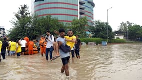 Delhi Flood: दिल्ली में बाढ़ के प्रकोप से इन 5 वायरल इंफेक्शन के संक्रमण का खतरा बढ़ा