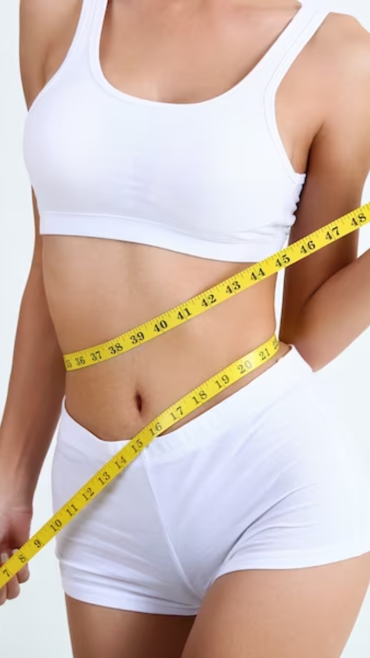 बिना जिम और डाइट के इन 8 जूस से बेली फैट करें कम