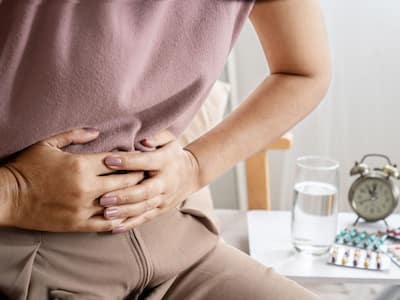 Bloating To Acid Reflux: 5 Tips to Avoid Gastric Issues During Monsoons