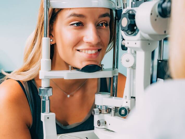 High Cholesterol Symptoms These 7 Signs In Eyes Can Tell If You Have