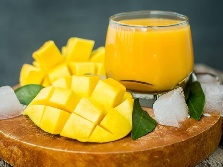 How Mangoes Promote Healthy Skin, Dealing With Skin Hydration And Acne