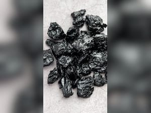 Check Out These 3 Easy Ways To Consume Shilajit