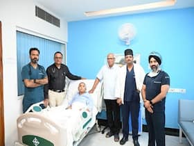 Mitraclip    Saves Octogenarian With Severe Mitral Valve Leakage
