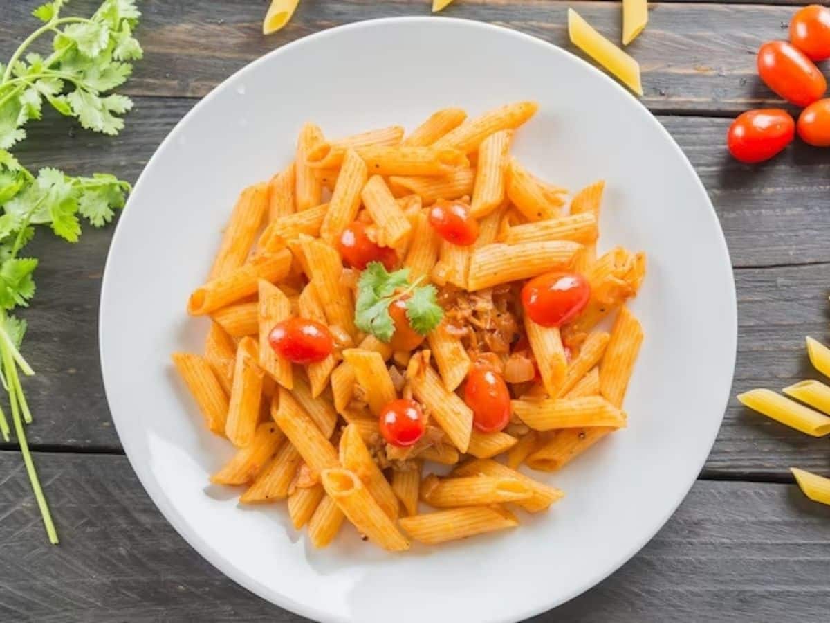 Healthy Snacks Ideas: Penne Fra Diavolo Recipe For Perfect Monsoon ...