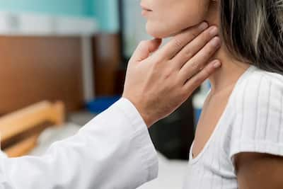 9 Foods To Avoid If You Have Thyroid Issues